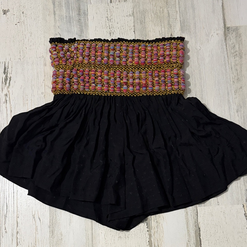 Koch Erica Skirt Shorts With Beaded Fabric Balls Size Small